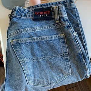 Vintage y2k boot cut mid rise tommy hilfiger jeans